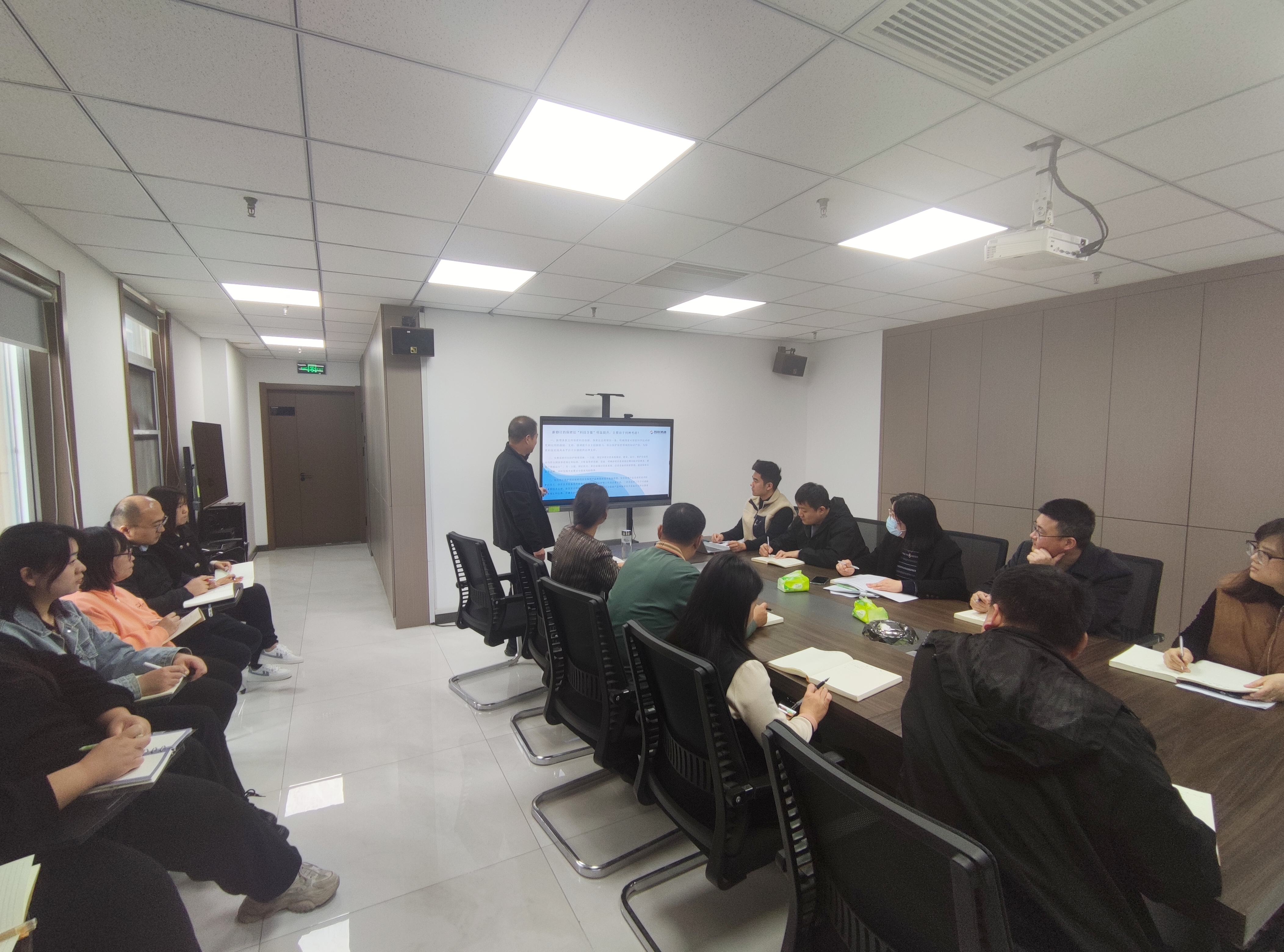 1712454487729149.jpg 1712454487729149.jpg